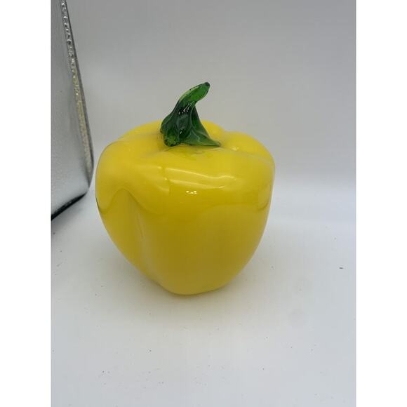 Vintage Glass Yellow Pepper Art Glass Fruit with Applied Green Stem 4" - Picture 3 of 5